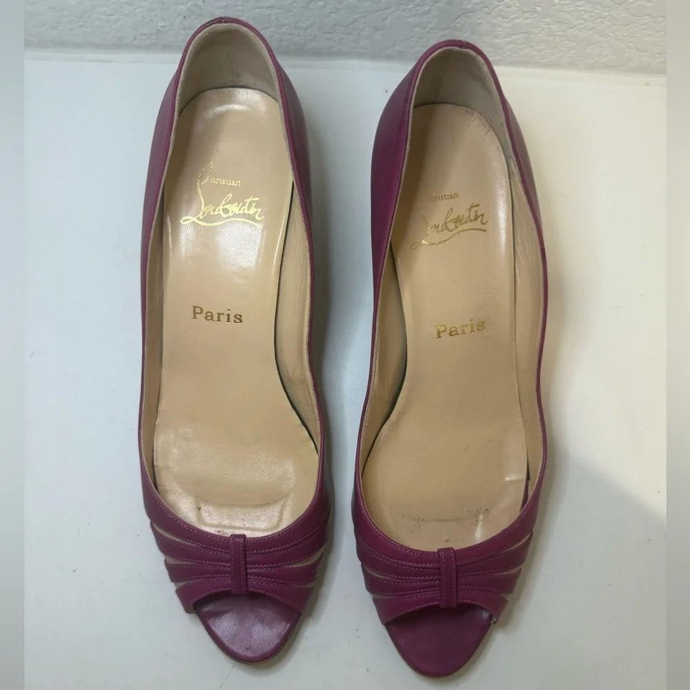 CHRISTIAN LOUBOUTIN Vintage Y2K Fuchsia Purple Peep-Toe Wedges Mesh Cutouts 40.5